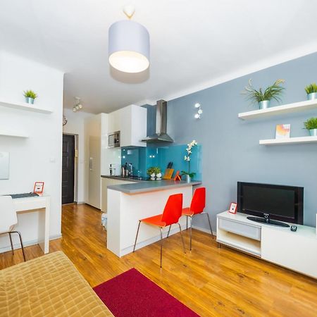 Cozy Studio Next To The Metro And City Center Warschau Buitenkant foto